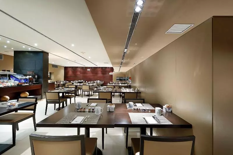 Otel Eurostars Lisboa Parque