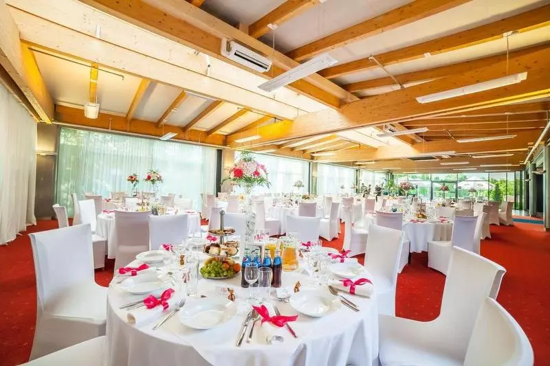 בית מלון כפרי Express Kraków