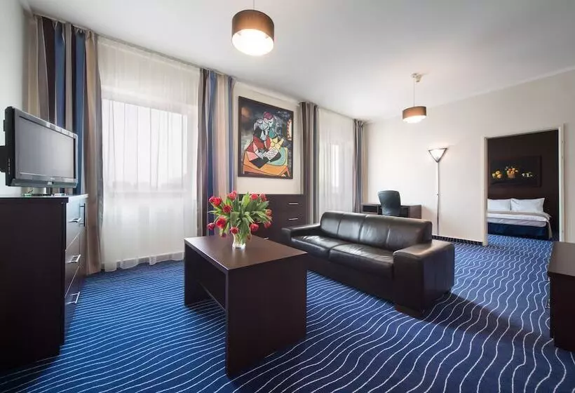 בית מלון כפרי Express Kraków