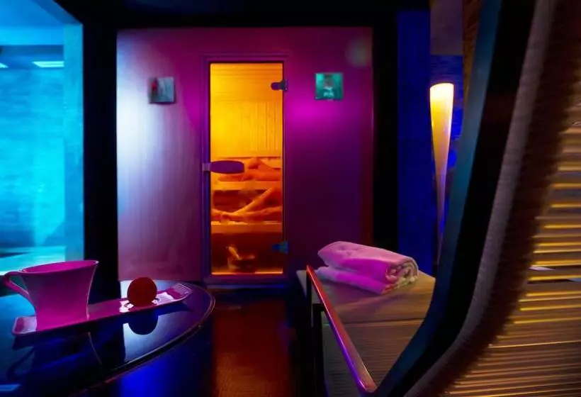 ホテル Hôtel La Monnaie Arty & Spa