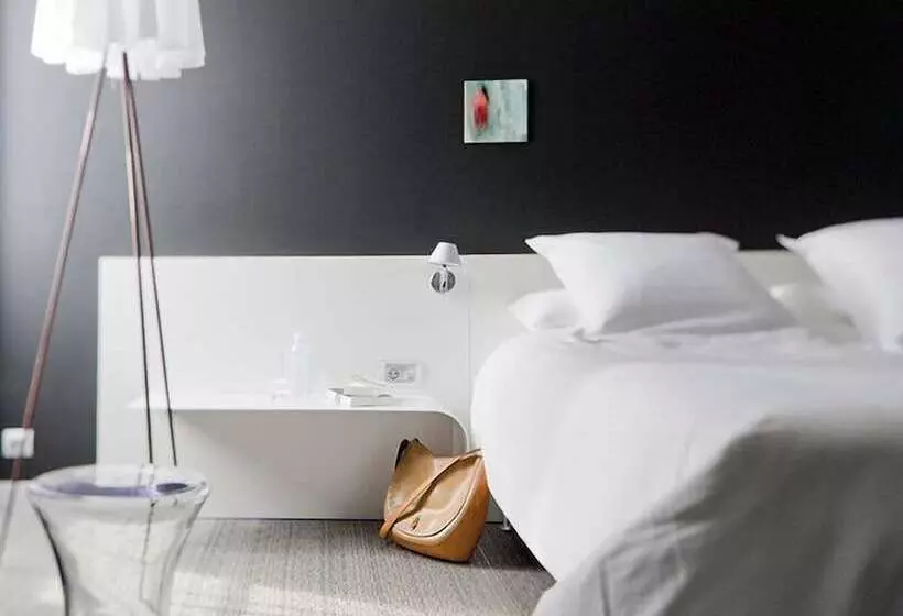 ホテル Hôtel La Monnaie Arty & Spa