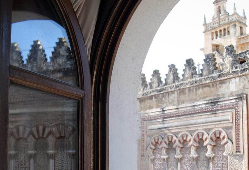 هتل Casa Museo De La Mezquita