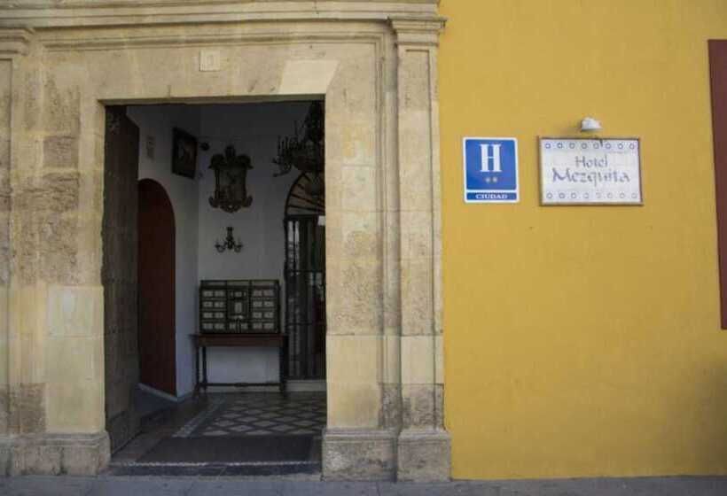 هتل Casa Museo De La Mezquita