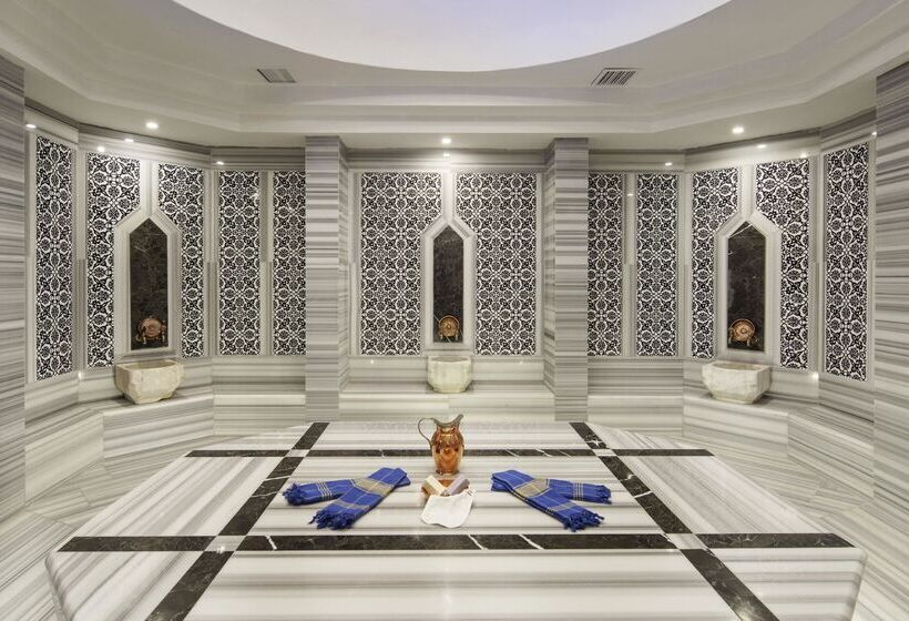 בית מלון כפרי Pine Bay Holiday Resort