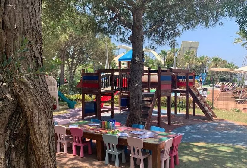 ホテル Pine Bay Holiday Resort