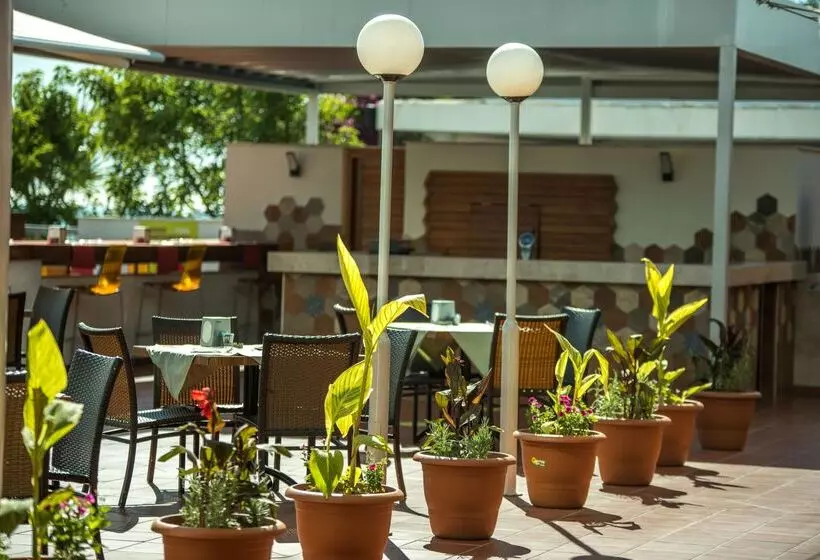 ホテル Pine Bay Holiday Resort