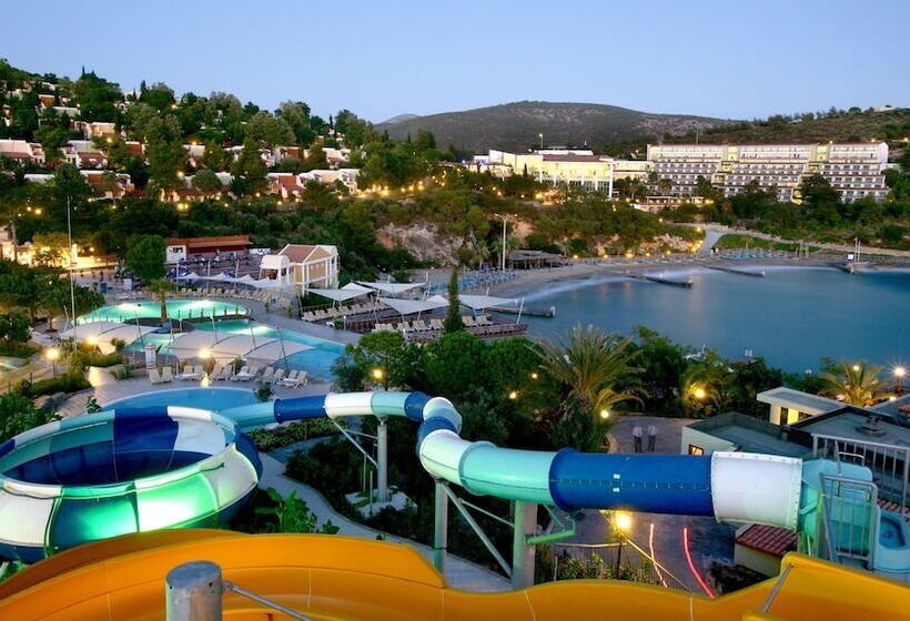 בית מלון כפרי Pine Bay Holiday Resort