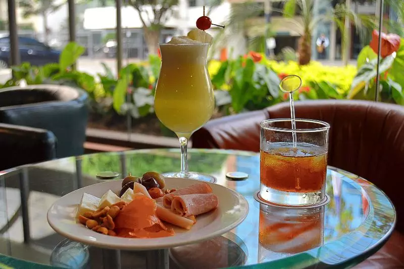 Roosevelt Hotel & Suites