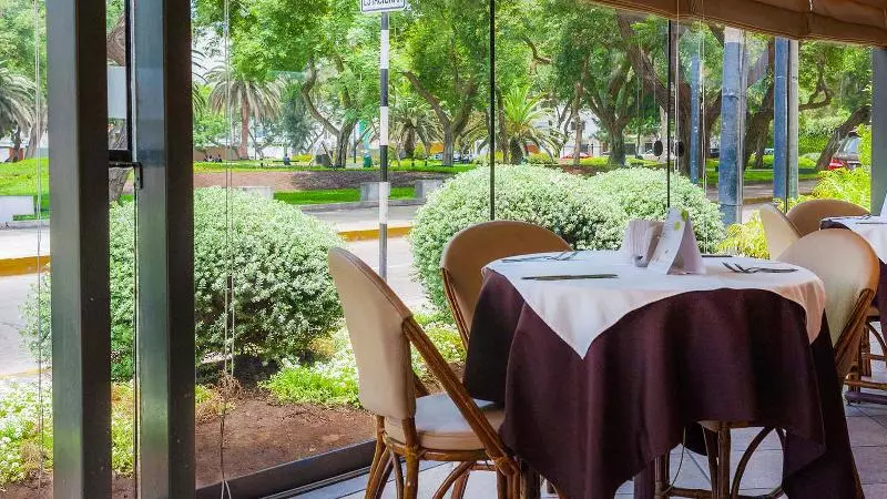 Roosevelt Hotel & Suites