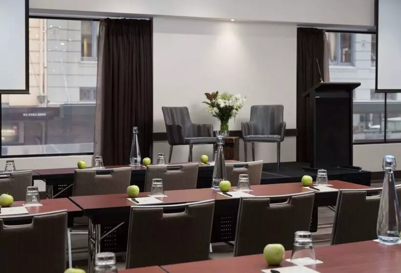 酒店 Rydges World Square