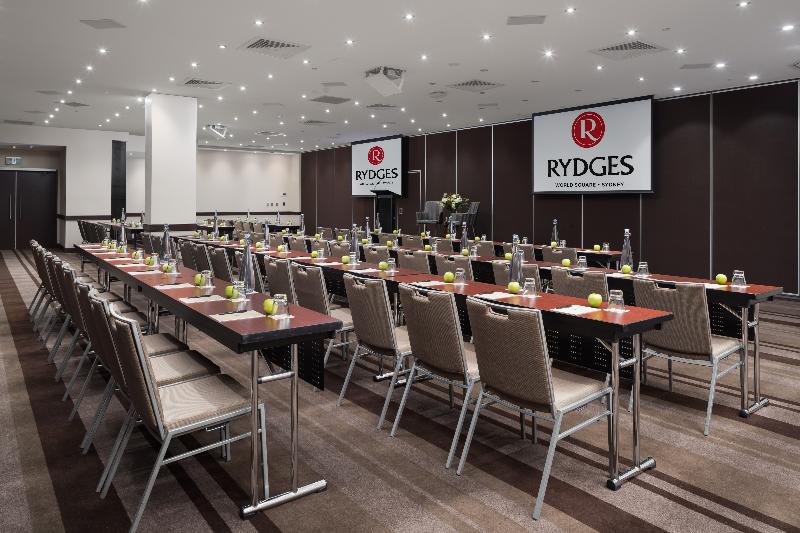 Отель Rydges World Square