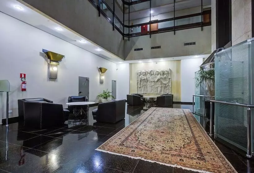 Отель Slaviero Londrina Flat