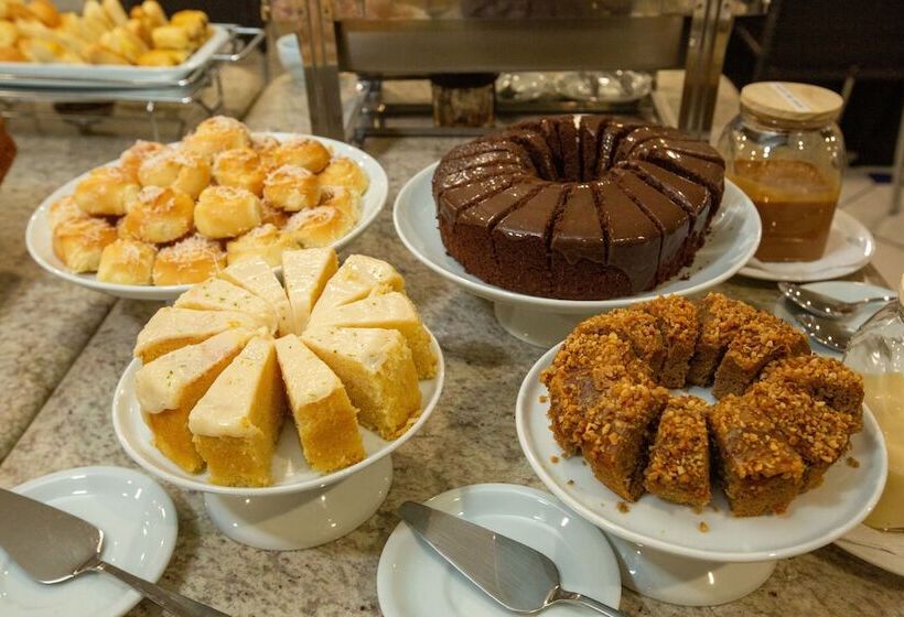 ホテル Slaviero Londrina Flat