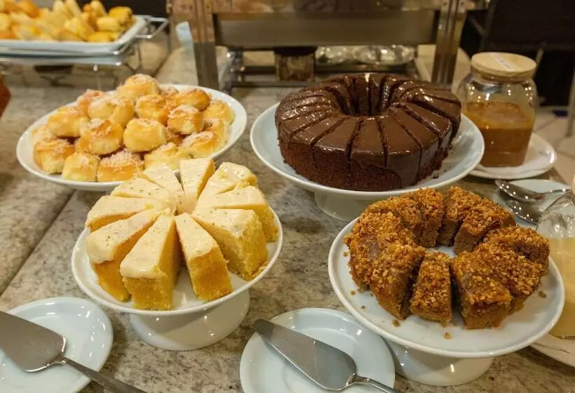 Отель Slaviero Londrina Flat