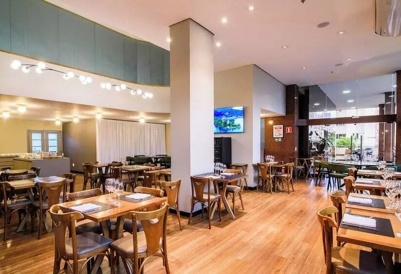 Отель Slaviero Londrina Flat