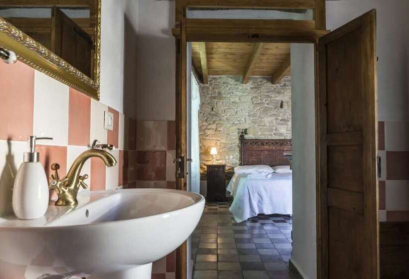 צימר Cortis Antigas