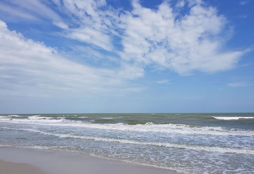 هتل Palada Guest House