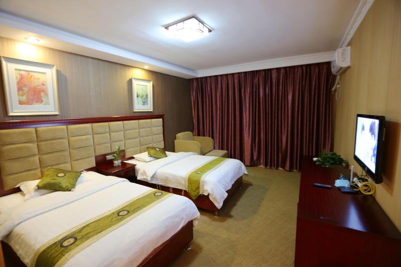 Отель Jiuzhaigou Huajianji Inn