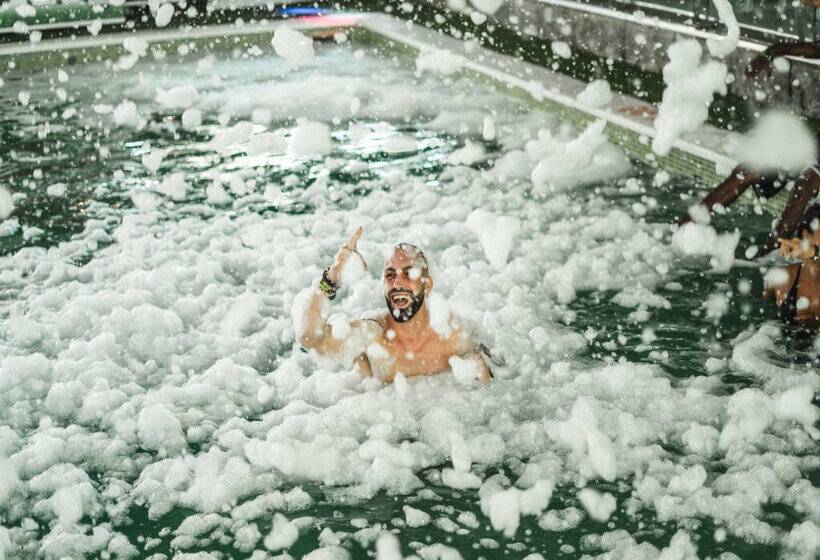 BC Music Resort - Adults Only