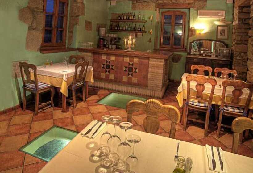 호텔 Boutique Bodegas De Arnes   Adults Only