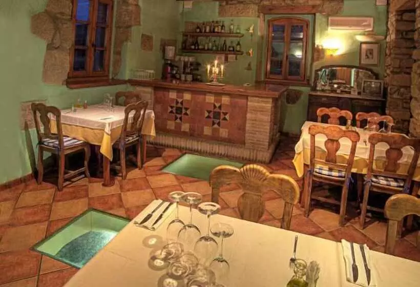 هتل Boutique Bodegas De Arnes Adults Only