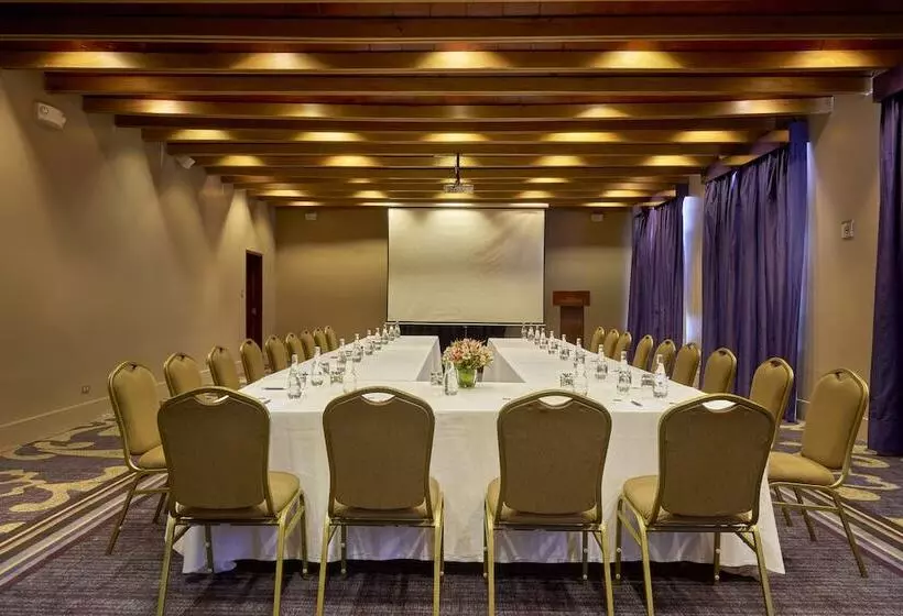 هتل Costa Del Sol Trujillo Centro