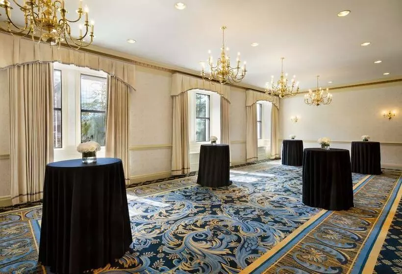 Fairmont Hotel Vancouver