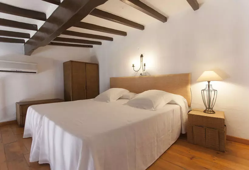 Отель Formentera Mar Bungalows Cas Carabiners