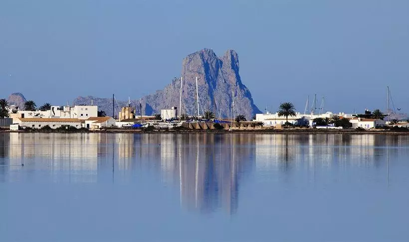 Отель Formentera Mar Bungalows Cas Carabiners
