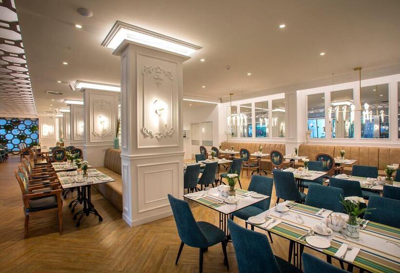 The Grandresort   Limited Edition By Leonardo Hotels