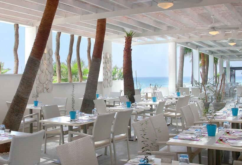 The Grandresort   Limited Edition By Leonardo Hotels