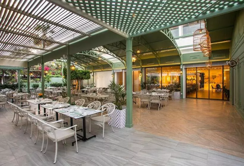 The Grandresort   Limited Edition By Leonardo Hotels