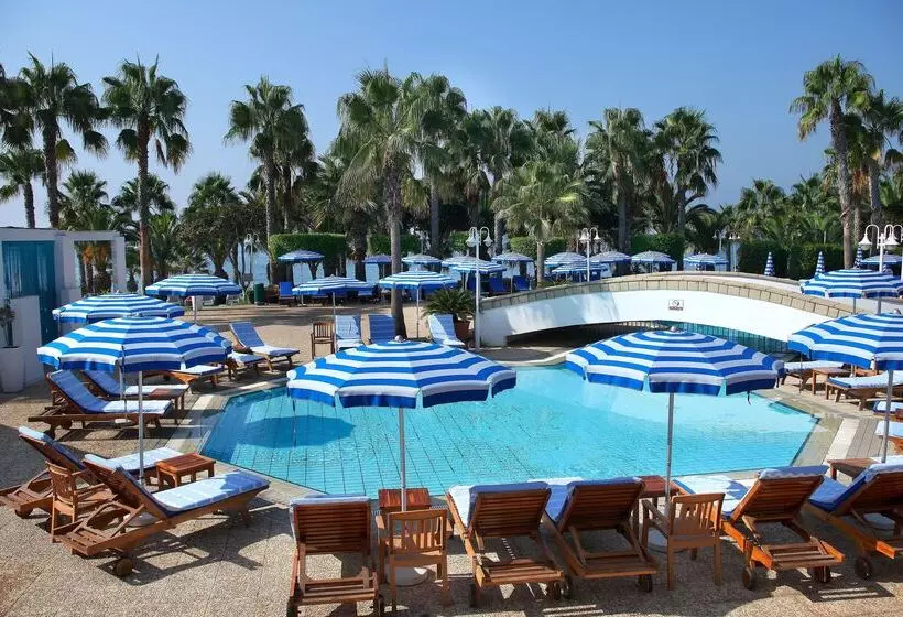 The Grandresort   Limited Edition By Leonardo Hotels