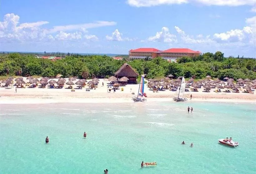 هتل Iberostar Tainos