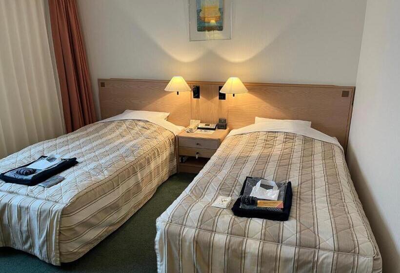 فندق Jasmac Plaza