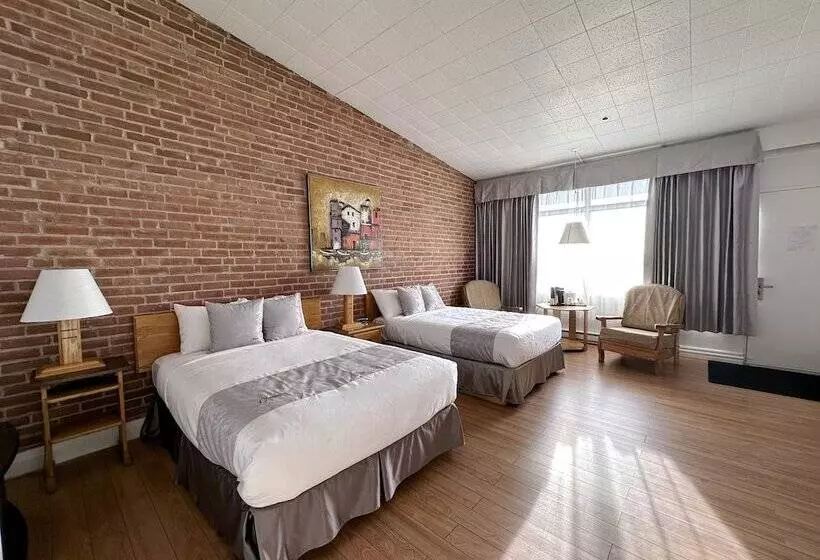 Отель La Caravelle