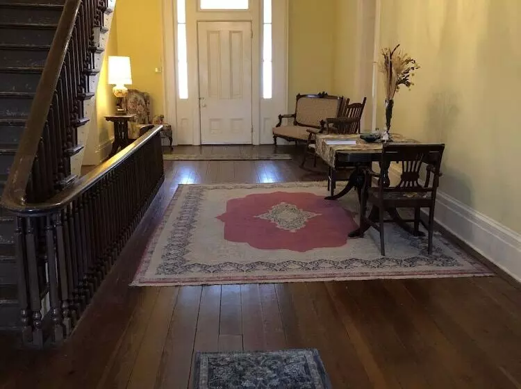 فندق Loyd Hall Plantation