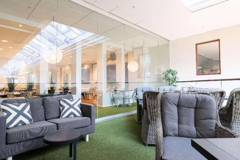 בית מלון כפרי Best Western Plus Park City Solna