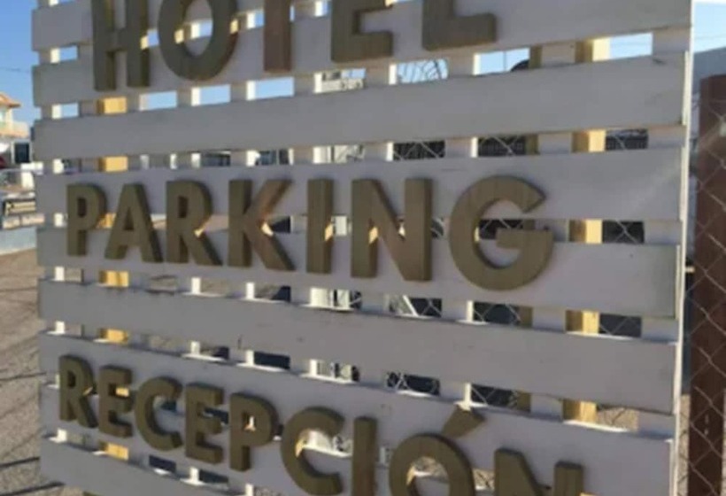 Отель Patilla Ciudad De Requena