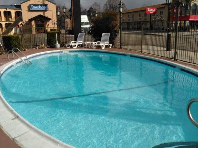 ホテル Travelodge By Wyndham Bishop