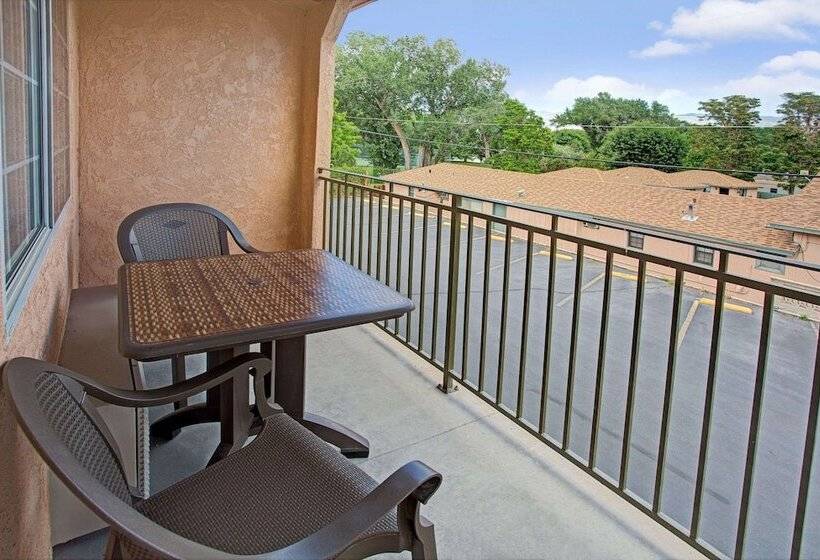 ホテル Travelodge By Wyndham Bishop