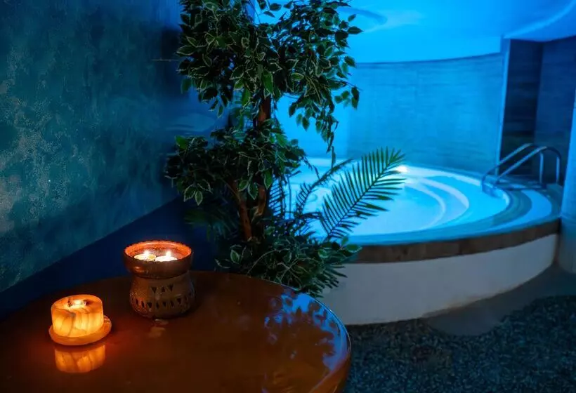 Riviera Spa Resort - Adults Only