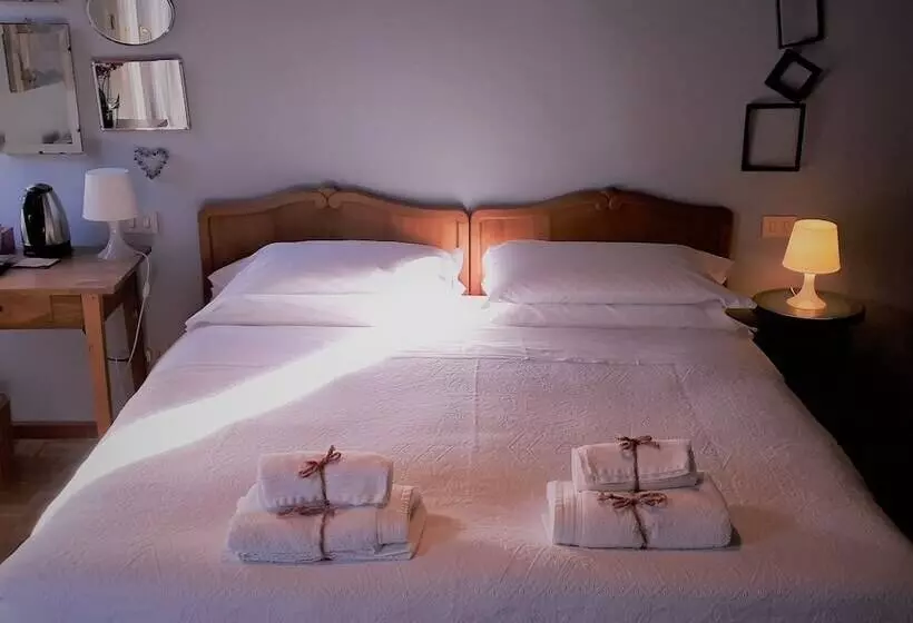 تختخواب و صبحانه Bed &breakfast Portico Rosso