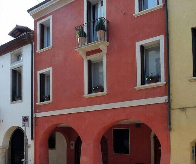 تختخواب و صبحانه Bed &breakfast Portico Rosso