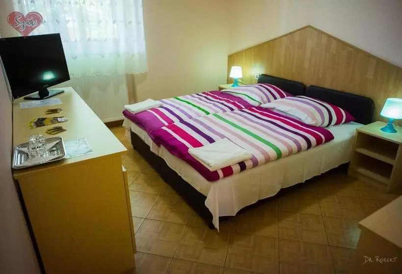 Aamiaismajoitus (B&B) Cívis Szálláshely