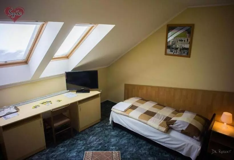 Aamiaismajoitus (B&B) Cívis Szálláshely