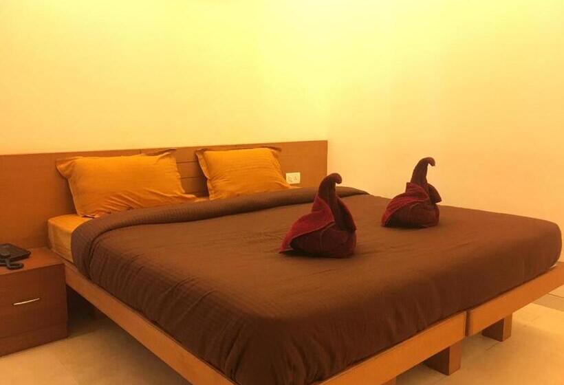 Aamiaismajoitus (B&B) Surya Kiran Miramar