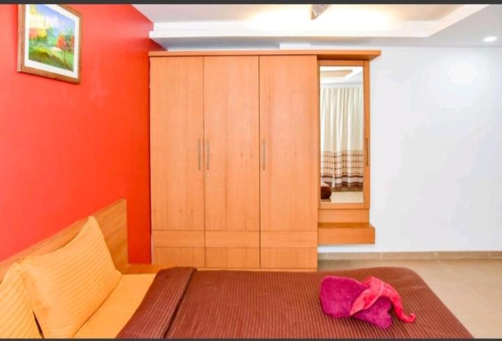 Aamiaismajoitus (B&B) Surya Kiran Miramar