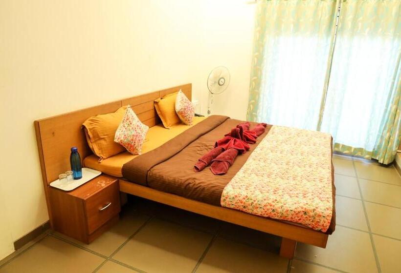 Aamiaismajoitus (B&B) Surya Kiran Miramar