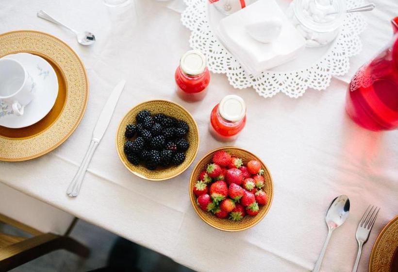 هتل Agriturismo Familiare I Giardini Del Lago